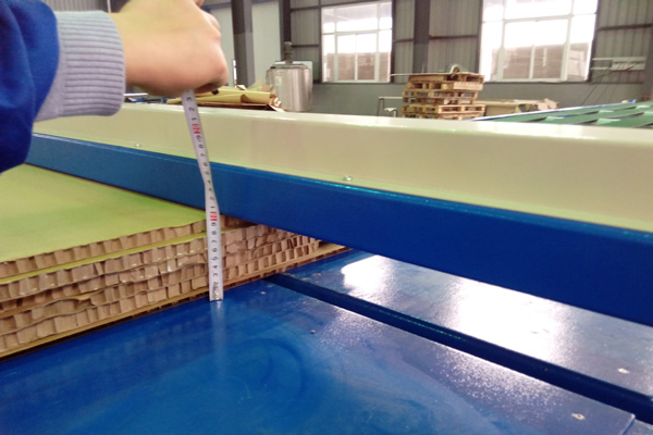 Corrugation honeycomb machine